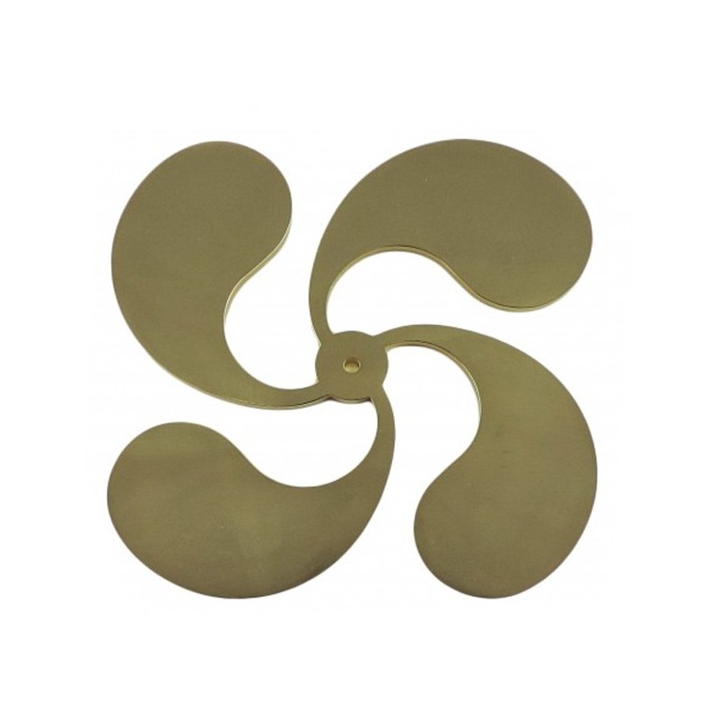 Croix basque en laiton